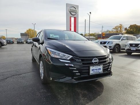 New 2025 Nissan Versa S image 9
