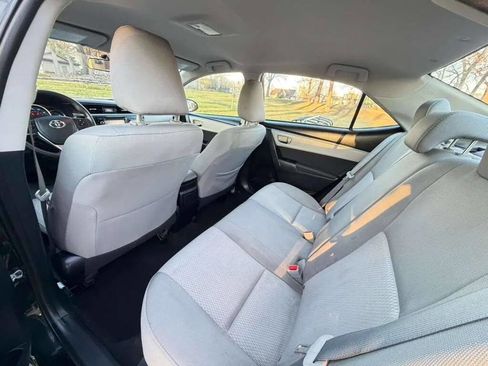 Used 2014 Toyota Corolla LE image 9