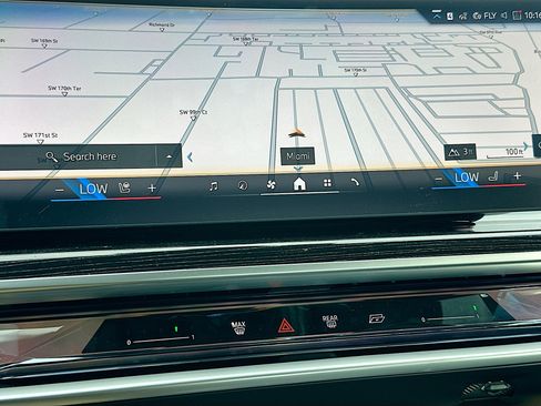 New 2026 BMW 740i w/ Premium Package image 10