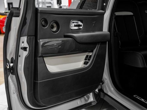 Used 2023 Rolls-Royce Cullinan Black Badge w/ Driver's Package AWD/4WD image 59