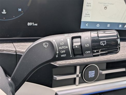 Used 2024 Hyundai Santa Fe Calligraphy image 28