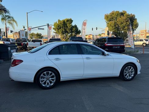 Used 2018 Mercedes-Benz E 300 image 13