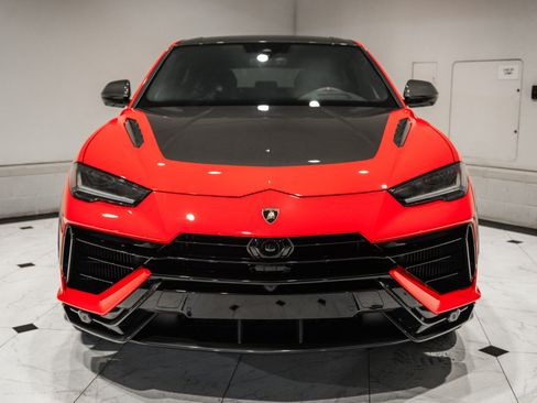 Used 2024 Lamborghini Urus Performante AWD/4WD image 4