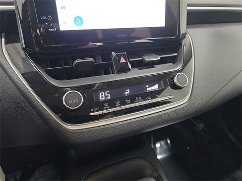 Certified 2024 Toyota Corolla LE image 21