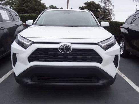 Used 2023 Toyota RAV4 XLE image 2