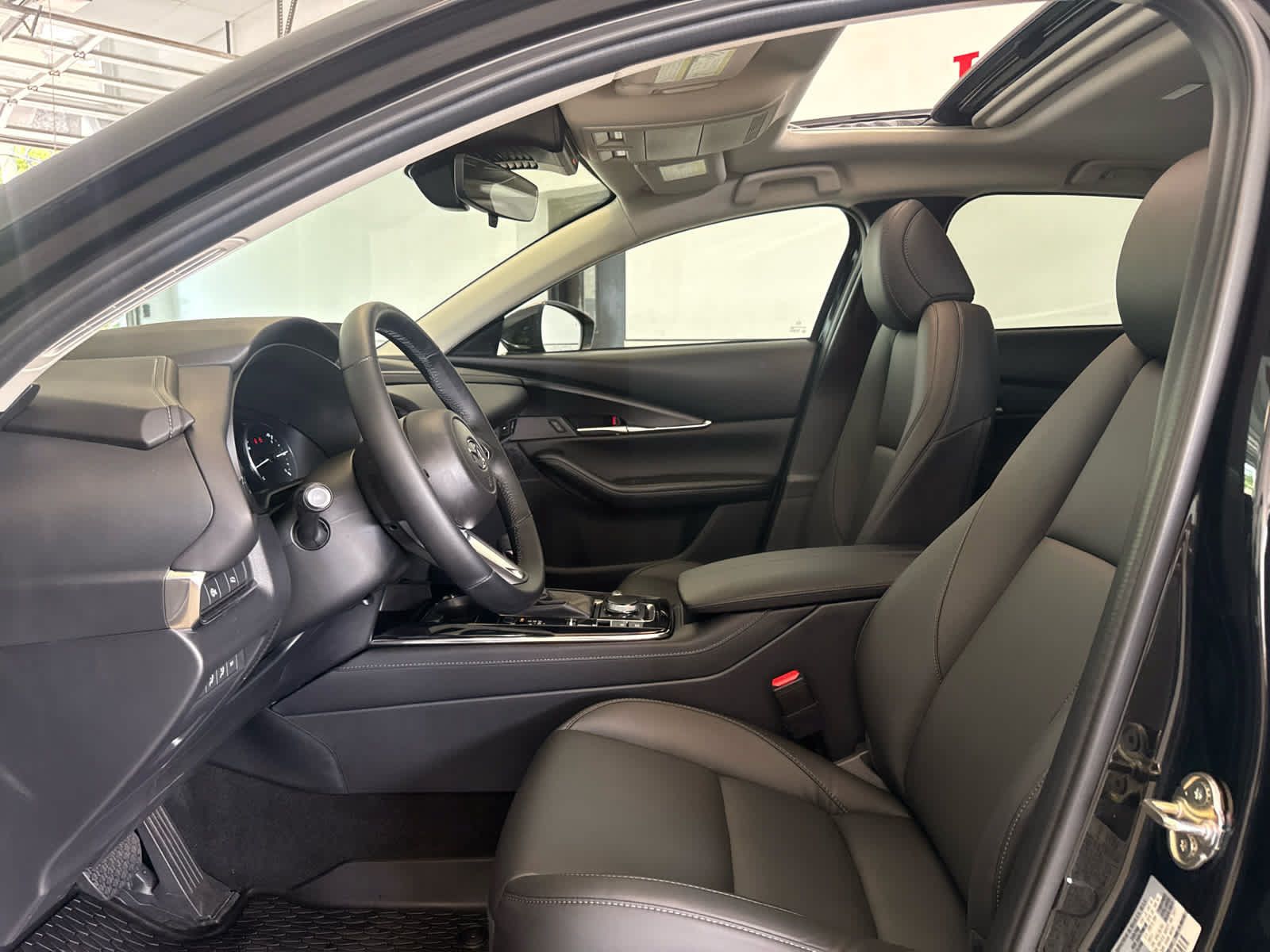 Certified 2025 MAZDA CX-30 AWD 2.5 S w/ Preferred Package image 11