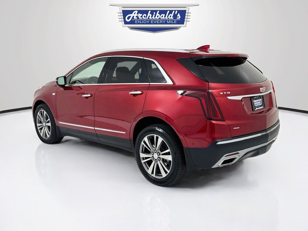 Used 2021 Cadillac XT5 Premium Luxury w/ Platinum Package AWD/4WD image 6