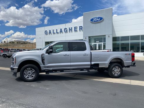 Used 2024 Ford F350 Lariat AWD/4WD image 29