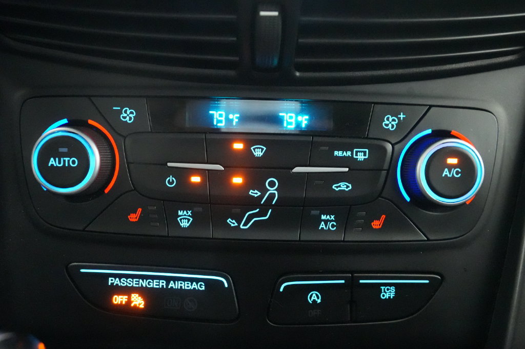 Used 2018 Ford Escape SEL AWD/4WD image 28