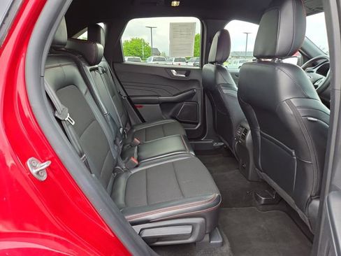 Used 2025 Ford Escape ST-Line Select AWD/4WD image 34