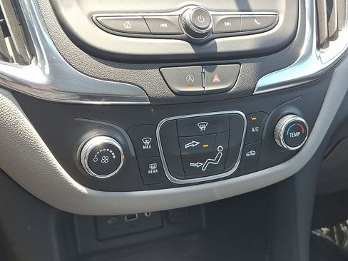 Certified 2024 Chevrolet Equinox LS w/ Driver Confidence II Package FWD image 16