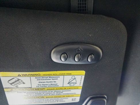 Used 2018 Ford Explorer XLT w/ Equipment Group 202A image 26