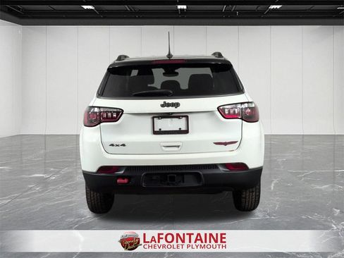Used 2022 Jeep Compass Trailhawk w/ Trailer Tow Group image 7