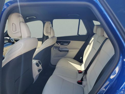 Certified 2026 Mercedes-Benz GLC 300 image 12