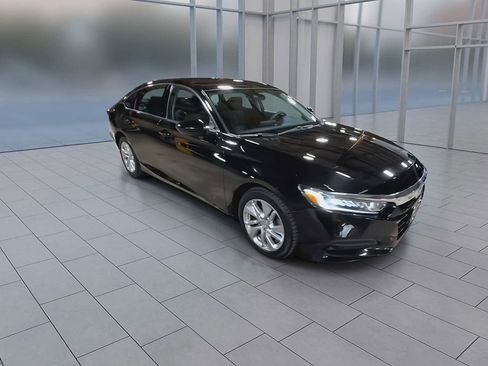 Used 2019 Honda Accord LX image 2