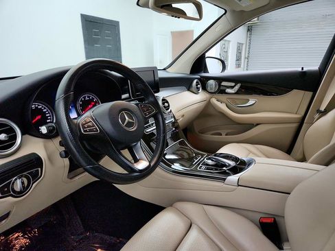 Used 2016 Mercedes-Benz GLC 300 image 13