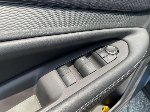 Used 2024 Chevrolet Blazer EV LT image 16