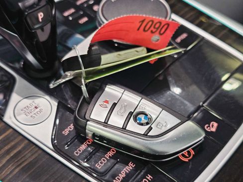 Used 2021 BMW X5 xDrive40i w/ Premium Package image 30