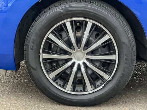 Used 2017 Honda Fit LX image 25