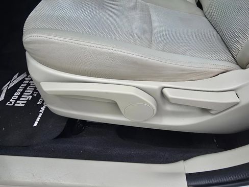 Used 2014 Subaru Crosstrek 2.0i Premium AWD/4WD image 13