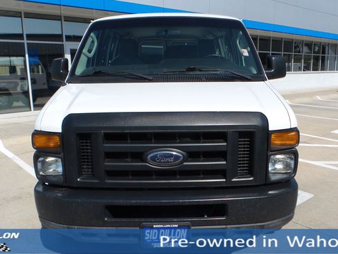 Used 2011 Ford E-350 and Econoline 350 XL image 8