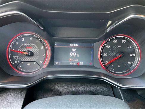 Used 2022 Chevrolet TrailBlazer RS w/ Technology Package AWD/4WD image 8