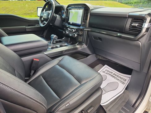 Used 2022 Ford F150 XLT w/ Equipment Group 302A High AWD/4WD image 38