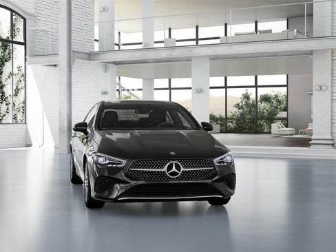 Certified 2025 Mercedes-Benz CLA 250 4MATIC image 8
