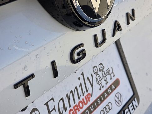 New 2026 Volkswagen Tiguan SE R-Line image 6