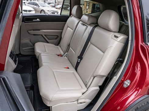 Used 2018 Volkswagen Atlas SE image 17