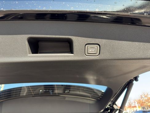 New 2026 Chevrolet Traverse High Country image 29