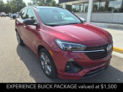 Used 2021 Buick Encore GX Essence w/ Advanced Technology Package AWD/4WD image 4
