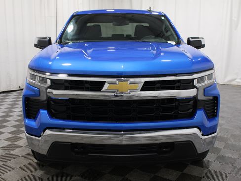 Used 2025 Chevrolet Silverado 1500 LT AWD/4WD image 36