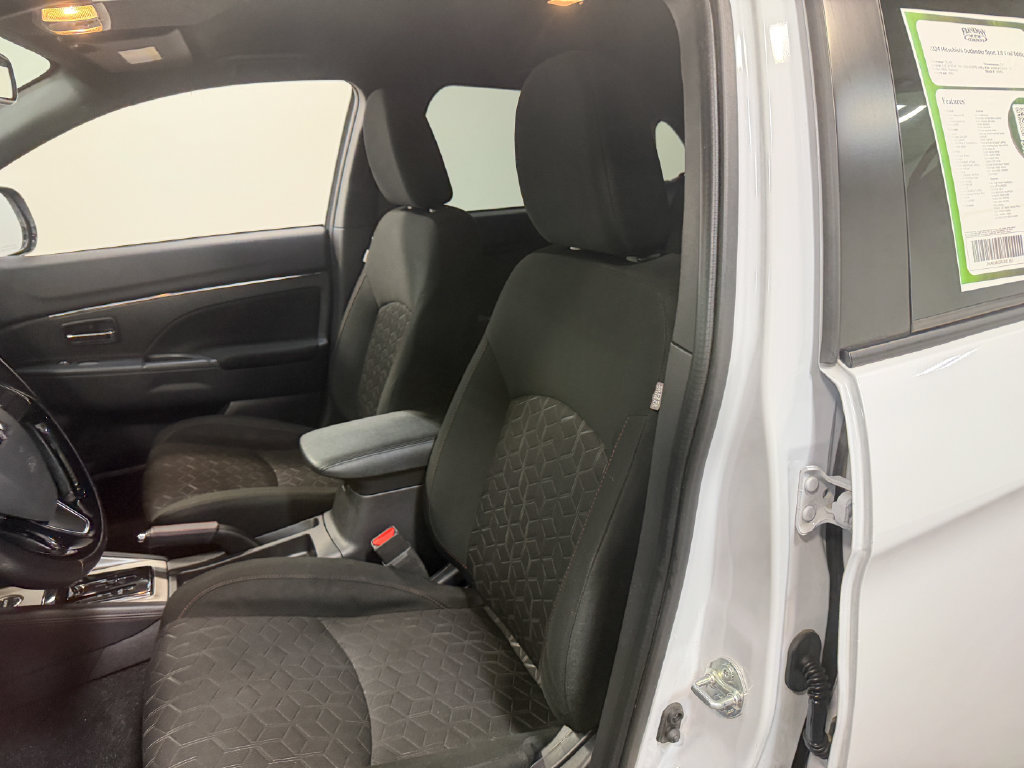 Used 2024 Mitsubishi Outlander Sport AWD image 54