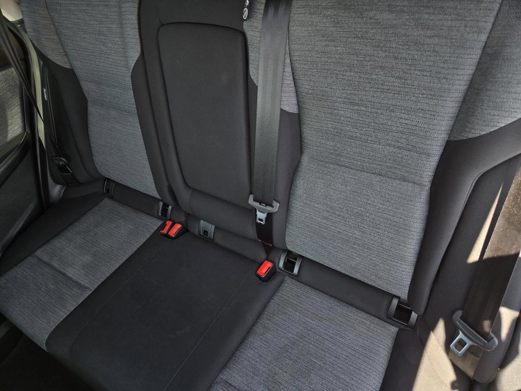 Certified 2023 Nissan Rogue SV FWD image 12