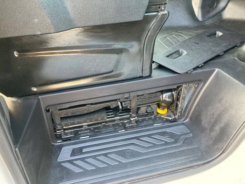 Used 2024 Ford Transit 250 148 Medium Roof RWD image 21