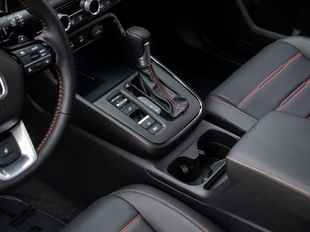 Certified 2026 Honda CR-V Sport Touring image 15