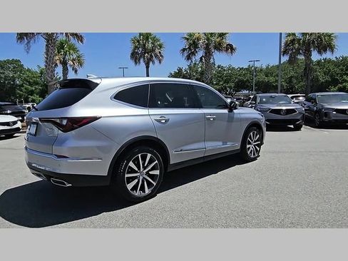 Certified 2026 Acura MDX w/ Technology Package FWD image 25