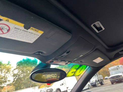 Used 2003 BMW M3 Coupe image 19