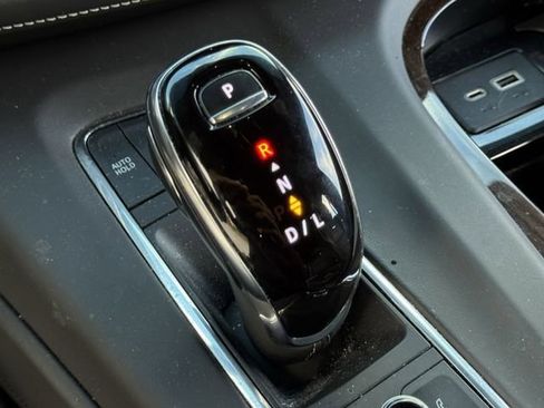 Certified 2023 Cadillac Escalade Premium Luxury Platinum image 20