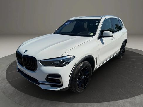 Used 2023 BMW X5 xDrive40i w/ Luxury Seating Package AWD/4WD image 12