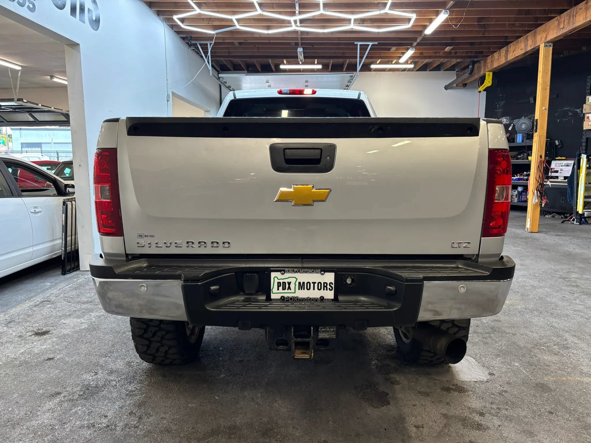 Used 2014 Chevrolet Silverado 3500 LTZ w/ LTZ Plus Package AWD/4WD image 8