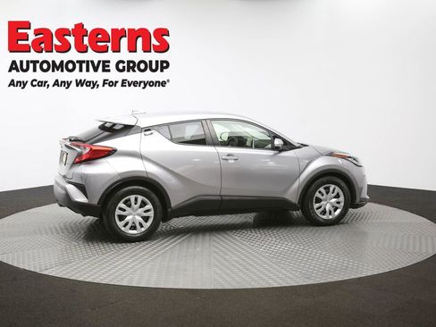Used 2020 Toyota C-HR LE image 40