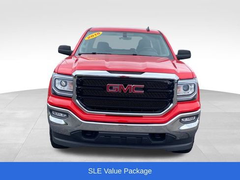 Used 2018 GMC Sierra 1500 SLE w/ SLE Value Package AWD/4WD image 2