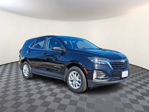 Used 2024 Chevrolet Equinox LT FWD image 1