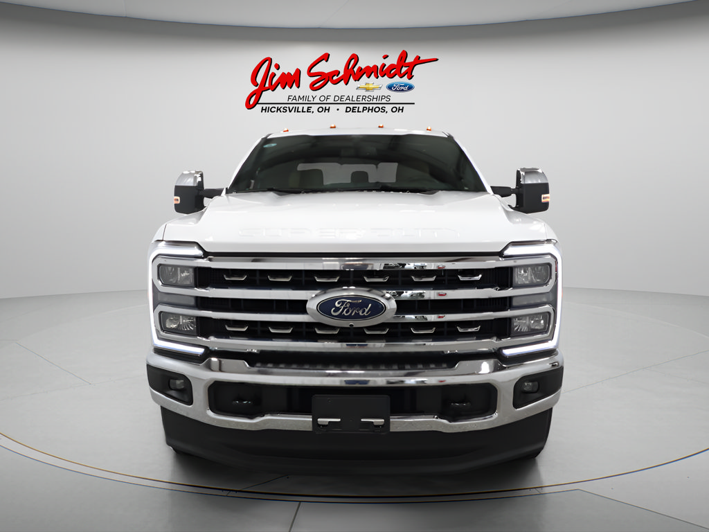 Used 2025 Ford F250 Lariat AWD/4WD image 3