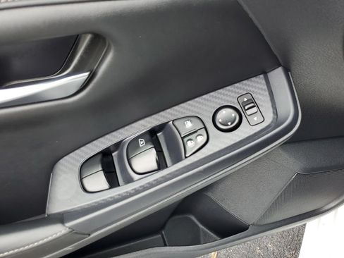Used 2024 Nissan Sentra SV FWD image 32