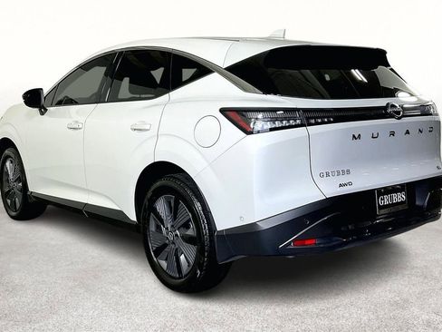 Certified 2025 Nissan Murano SL image 17