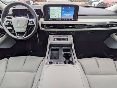 New 2025 Lincoln Aviator Reserve w/ Equipment Group 201A image 12