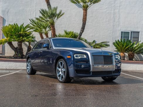 Used 2016 Rolls-Royce Ghost image 18
